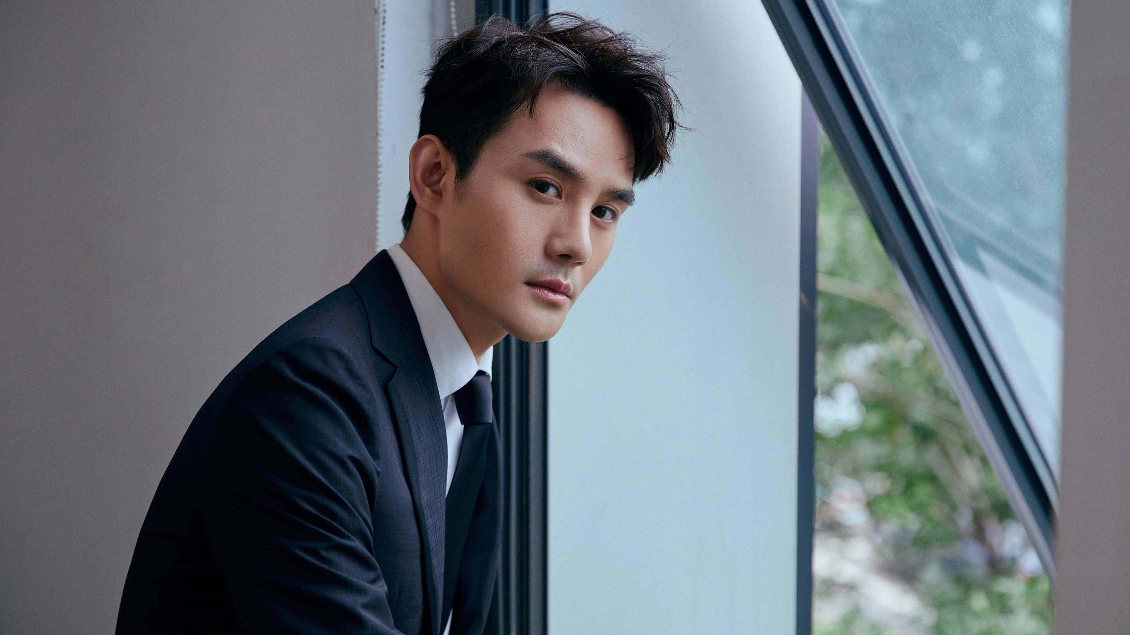 JiuyouAPP下载-意甲控场战，比分2-1，明星球员表现出色，成功完成关键传球51次，成功抢断74%