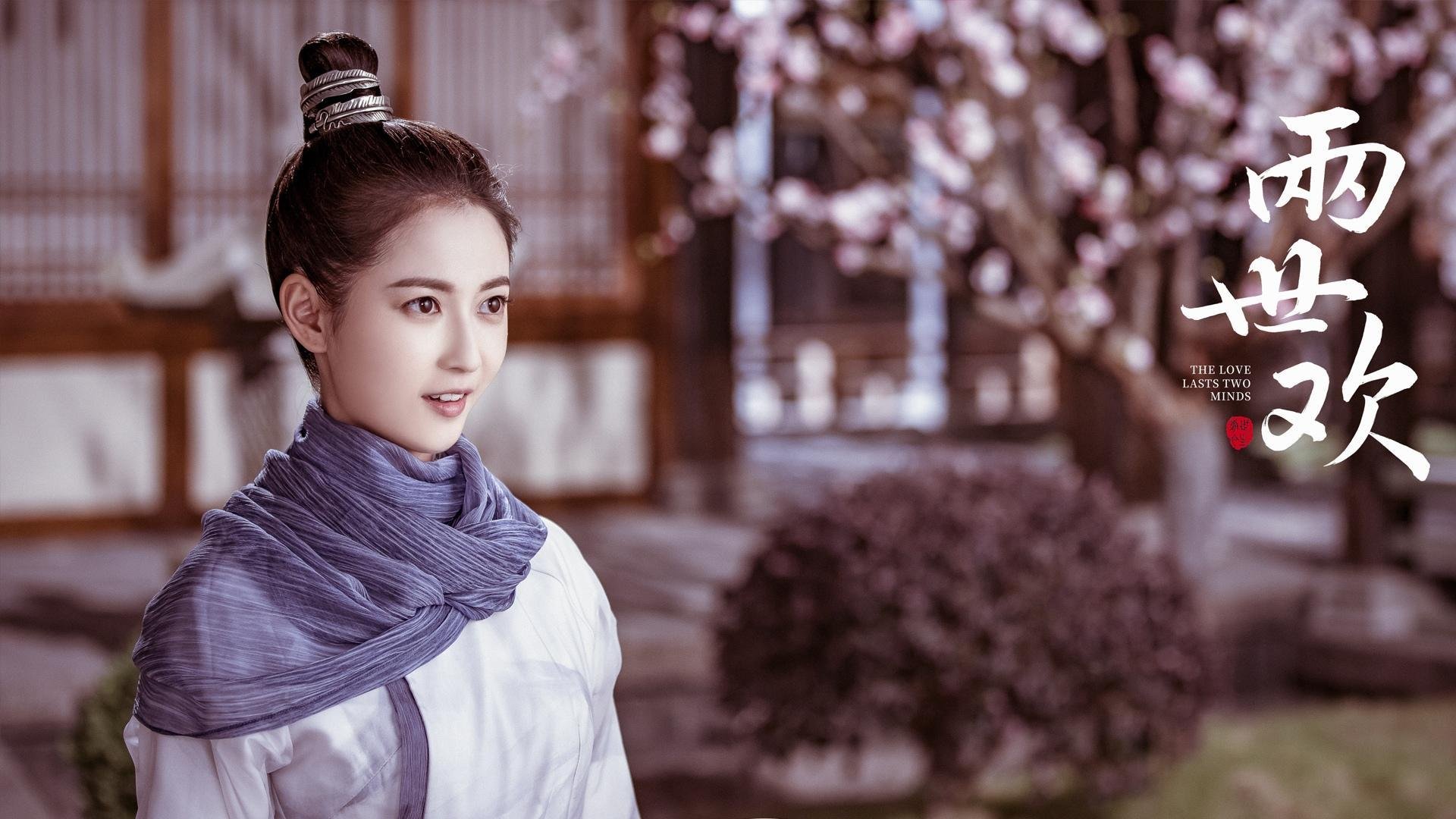 特色水晶泳池比赛,运动与奢华的完美结合,水晶宫游泳中心