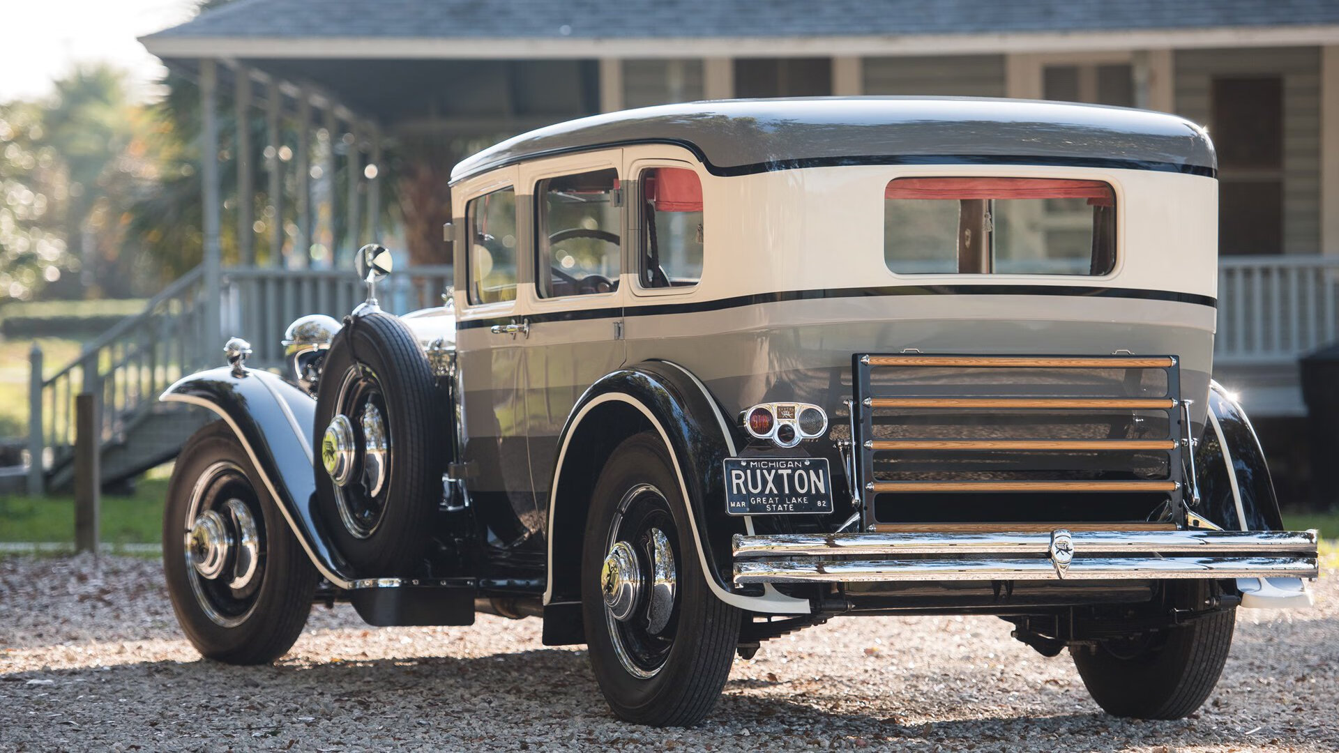 九游（jiuyou.com）游戏-《勇士主场惜败湖人，系列赛总比分1-1》，勇士队对战湖人队视频